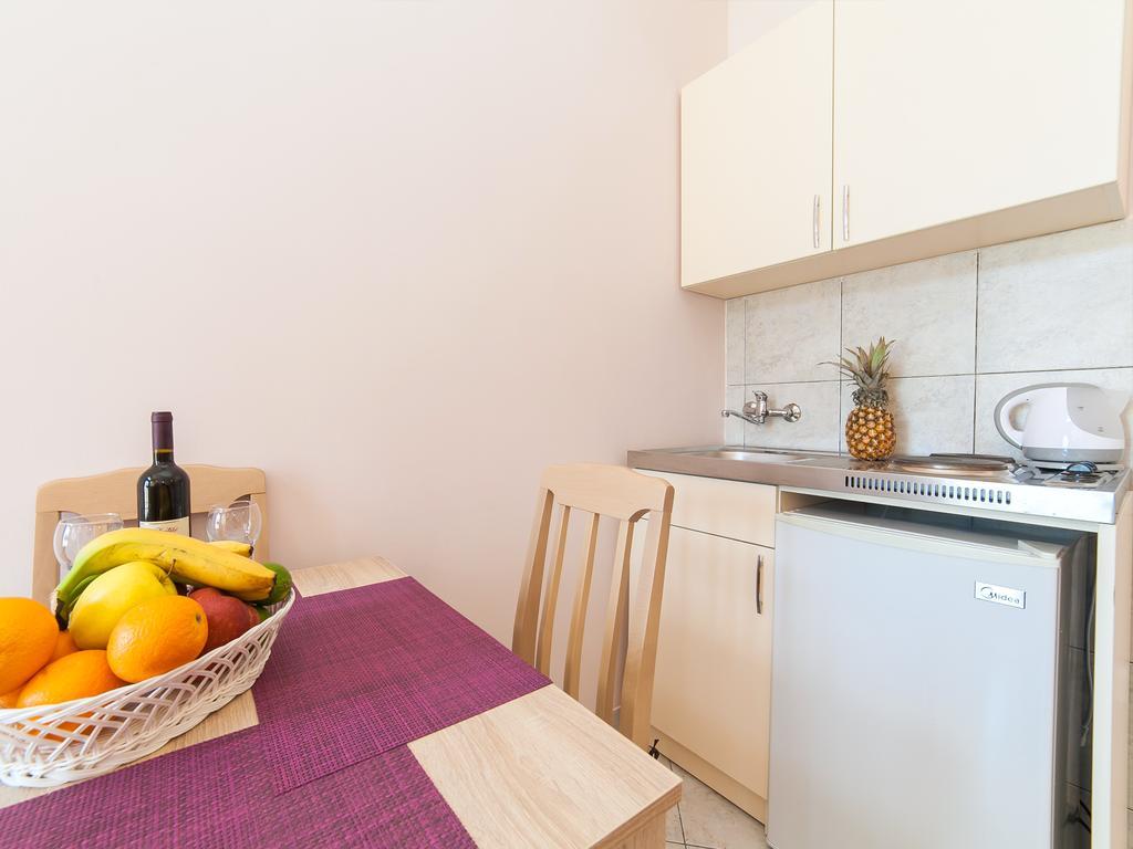 Apartments Vjera Petrovac Екстериор снимка