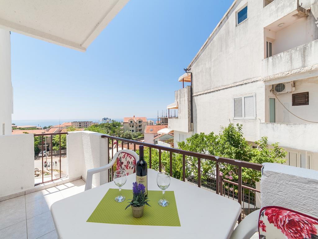 Apartments Vjera Petrovac Екстериор снимка