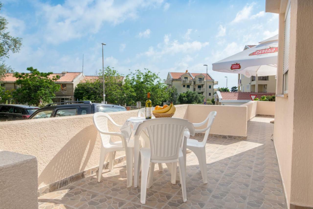 Apartments Vjera Petrovac Екстериор снимка